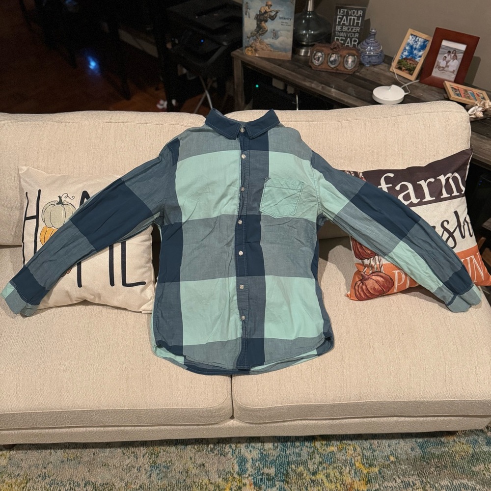 Pacsun; Modern Amusement, Large, Men’s Aqua/Oceanic Hues Button-Down.